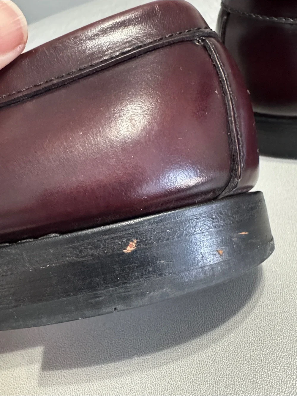 G.H. Bass Weejuns Leather Penny Loafers men’s 10 in Burgundy Oxblood